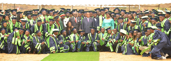 PARTICIPATION DE LCB BANK A LA CEREMONIE DE REMISE DE DIPLÔMES DE L’UNIVERSITE DSN